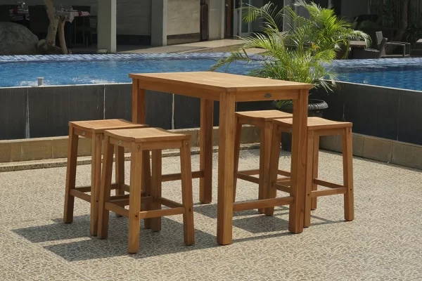 Beach Bar Table for 4 bar stools